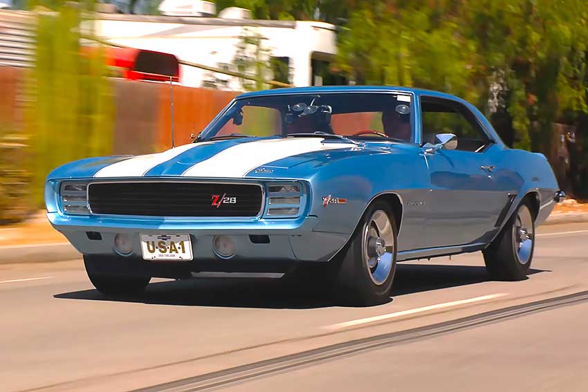 【LENO】 Video: Jay Leno Drives a 